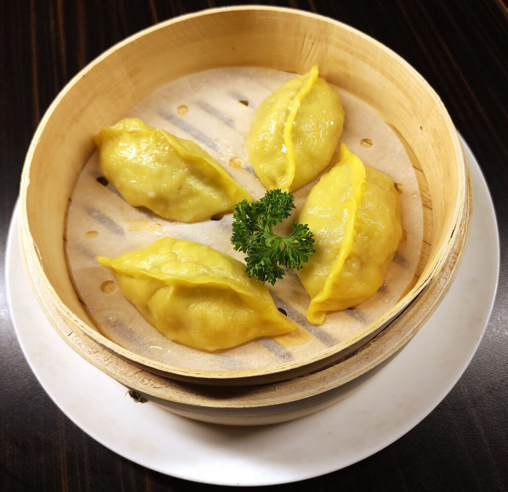 A19 Steamed / Boiled kimchi chicken dumplings (6pcs)