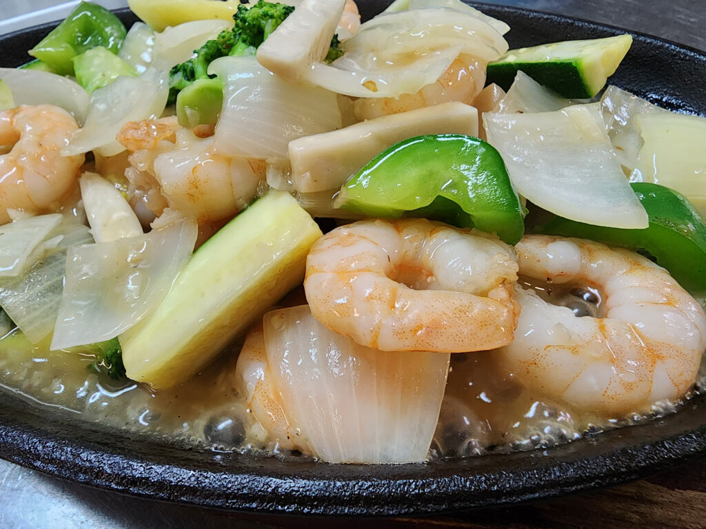 B5 Sizzling king prawns in garlic butter sauce (GF)