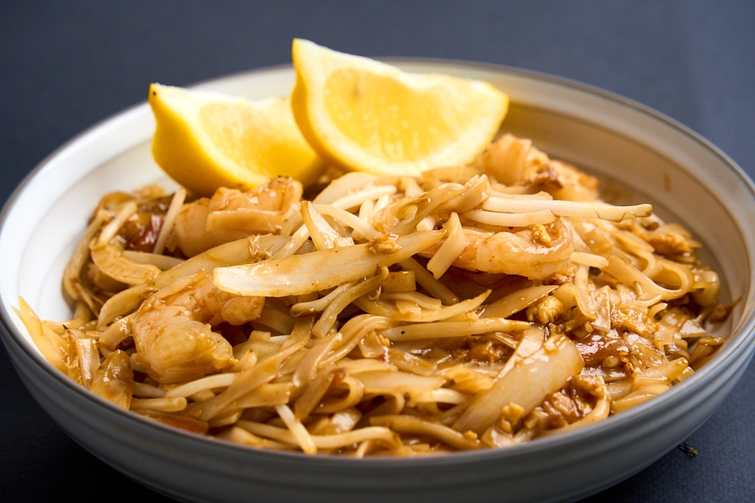 Pad thai chicken
