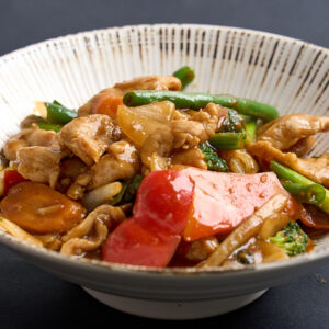 Stir fried pork or beef slices with onions & veggies in Sha-cha sauce