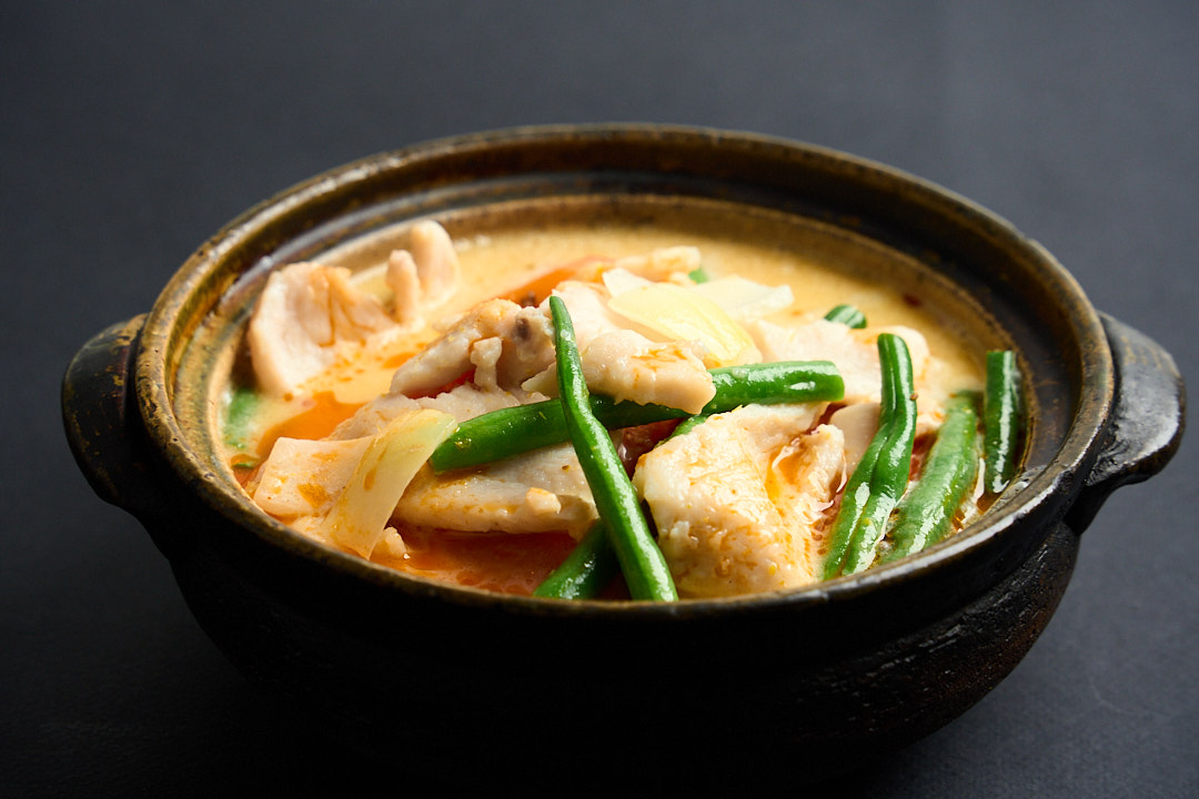 Green or Red Curry Chicken with Veggies