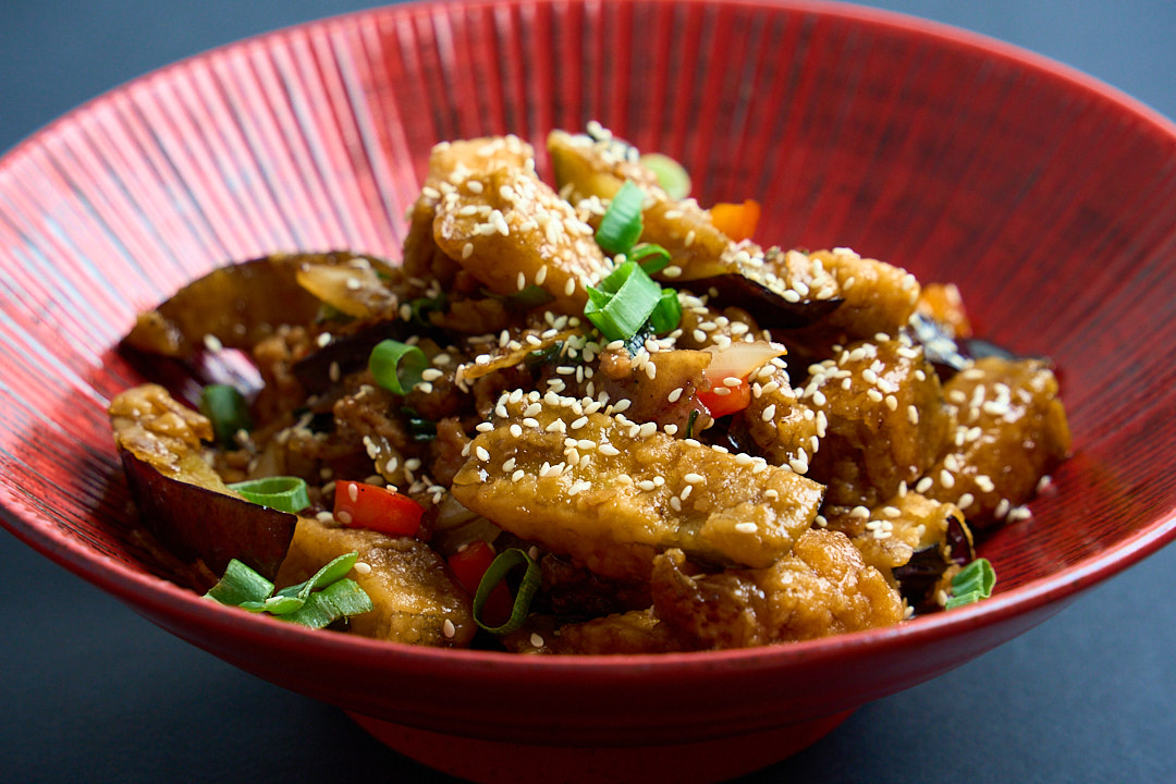 Wok fried eggplant with minced pork in special sweet dark vinegar sauce (V)