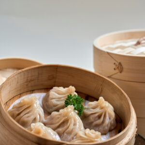 Steamed soup pork dumplings ( 6pcs )